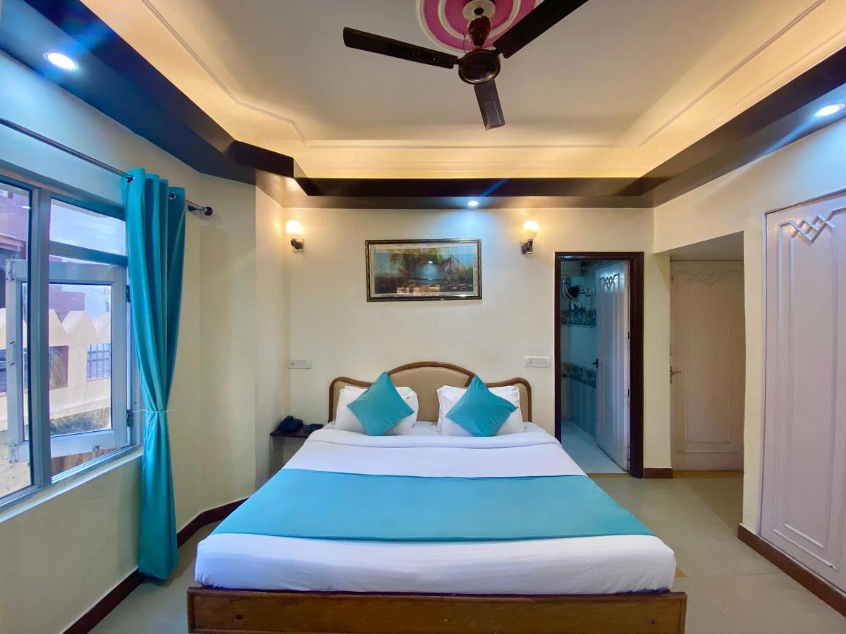 Riversun Hotel Mall Road Mussoorie Exterior foto