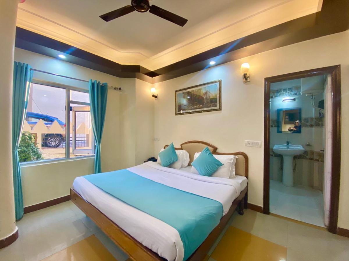 Riversun Hotel Mall Road Mussoorie Exterior foto