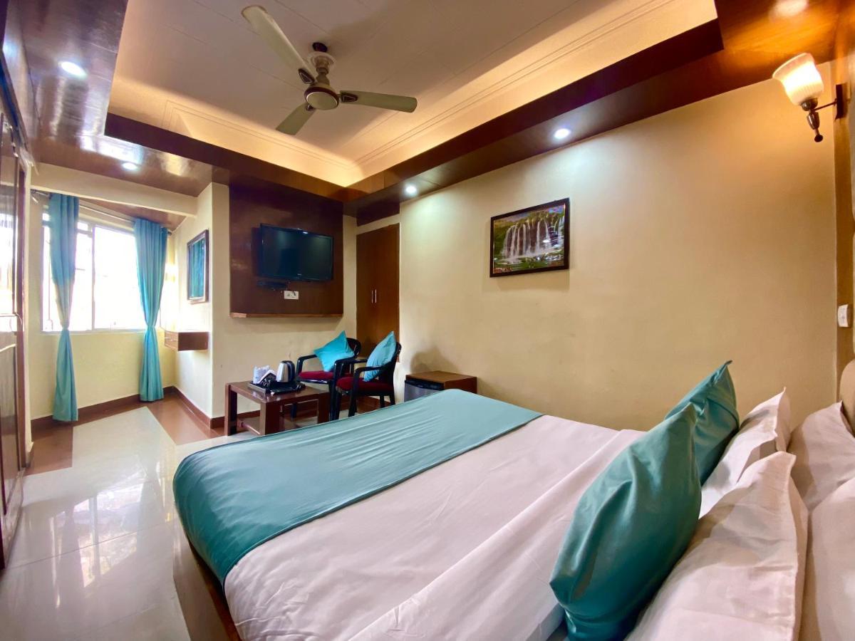Riversun Hotel Mall Road Mussoorie Exterior foto
