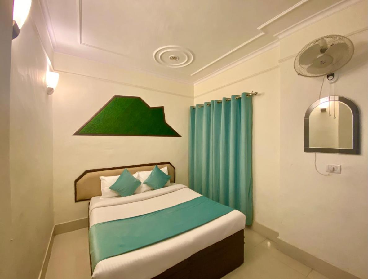 Riversun Hotel Mall Road Mussoorie Exterior foto